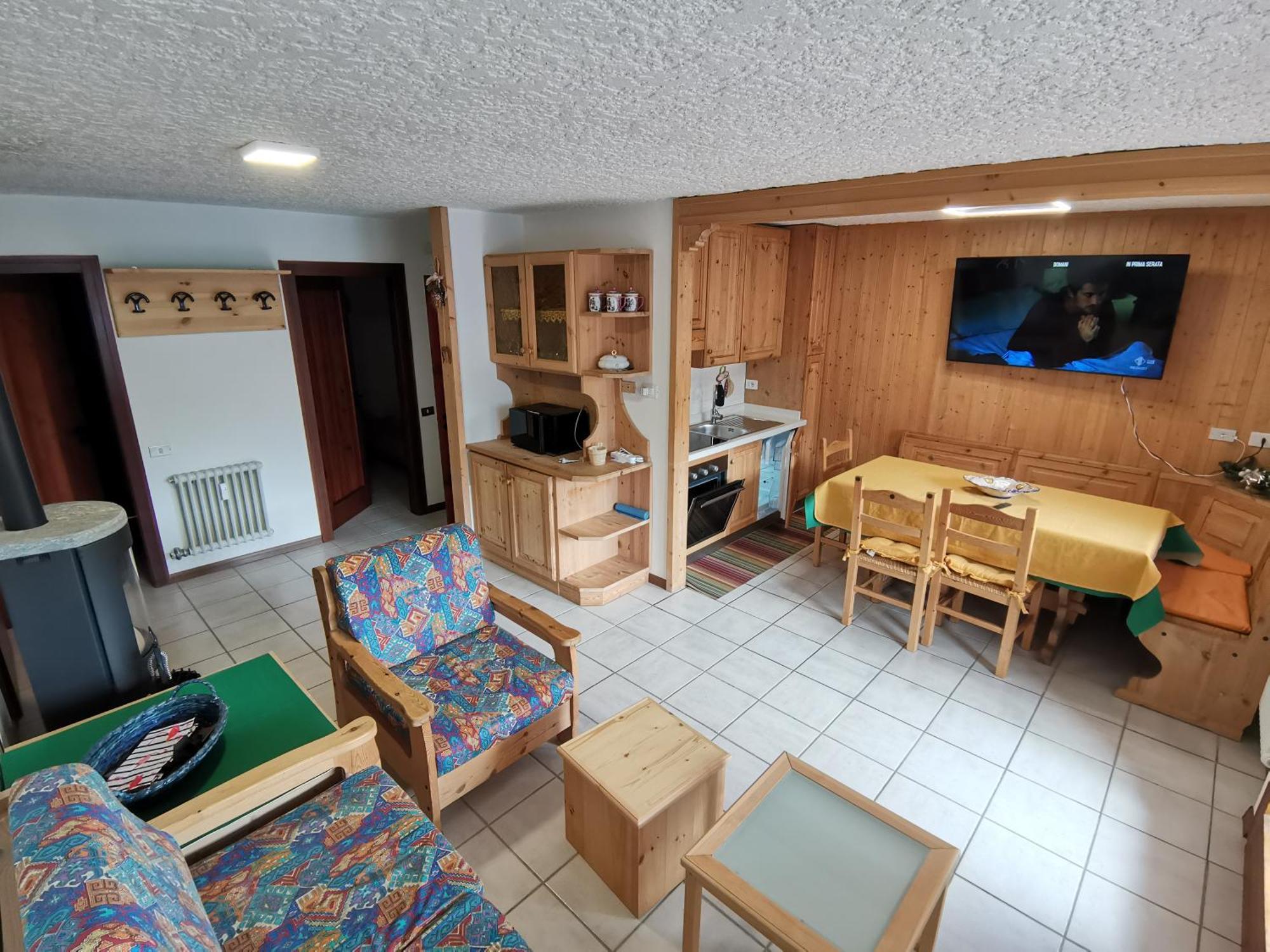 Appartamento Trilocale Con Splendida Vista Sulle Piste Da Sci Folgarida Esterno foto