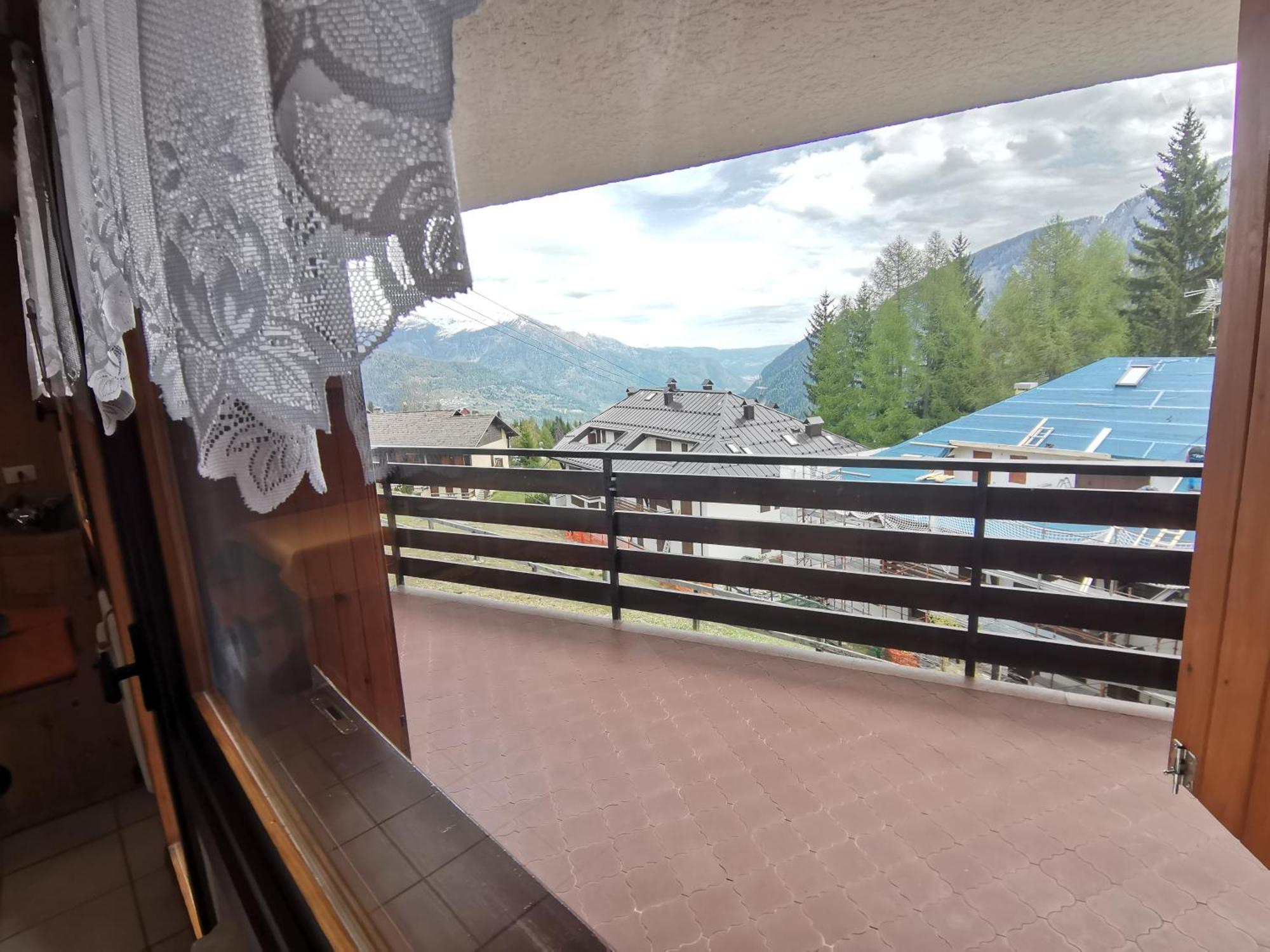 Appartamento Trilocale Con Splendida Vista Sulle Piste Da Sci Folgarida Esterno foto